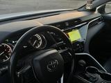Toyota Camry 2019 годаүшін14 500 000 тг. в Актобе – фото 2