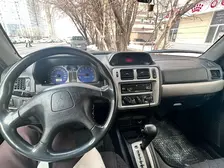 Mitsubishi Pajero iO, 2000