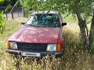 Opel Kadett, 1984