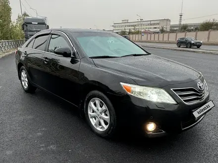 Toyota Camry 2011 года за 7 200 000 тг. в Шымкент – фото 3