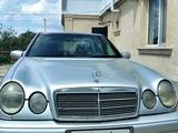 Mercedes-Benz E 240 1998 года за 2 300 000 тг. в Талдыкорган – фото 4