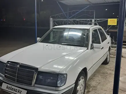 Mercedes-Benz E 220 1991 года за 600 000 тг. в Сатпаев