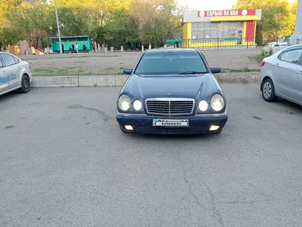 Mercedes-Benz E 280 1996 года за 2 250 000 тг. в Караганда