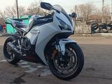 Honda  CBR 1000 RR/RA Fireblade 2014 года за 6 000 000 тг. в Караганда – фото 2