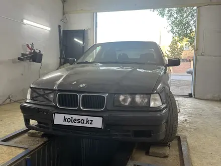 BMW 325 1993 года за 1 100 000 тг. в Астана