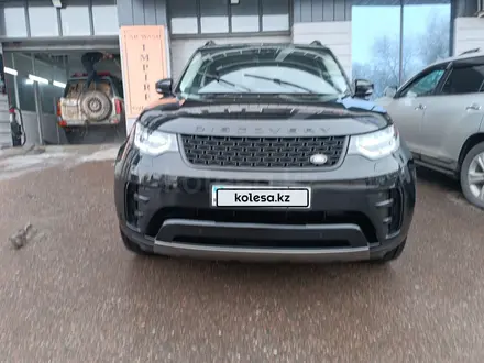 Land Rover Discovery 2019 года за 19 500 000 тг. в Алматы – фото 6