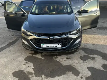 Chevrolet Malibu 2019 года за 9 300 000 тг. в Кызылорда – фото 5