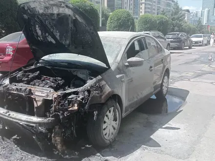 Volkswagen Polo 2014 года за 2 000 000 тг. в Астана – фото 2