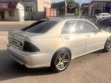 Lexus IS 200 2001 годаүшін2 900 000 тг. в Алматы