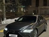Lexus ES 250 2021 года за 24 200 000 тг. в Астана – фото 3