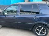 Volkswagen Golf 1992 года за 850 000 тг. в Алматы