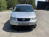 Volkswagen Touran 2003 годаүшін3 800 000 тг. в Алматы