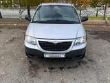 Chrysler Voyager 2002 года за 3 400 000 тг. в Костанай – фото 2