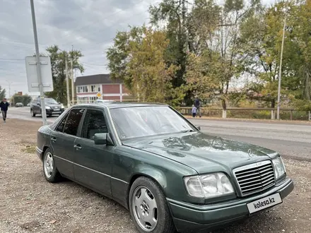 Mercedes-Benz E 280 1995 года за 2 650 000 тг. в Алматы – фото 2