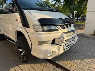 Mitsubishi Delica