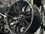 Разно-широкие диски R18 Mercedes-benz AMG! 5x112үшін262 000 тг. в Астана – фото 3