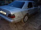 Mercedes-Benz E 200 1991 годаfor2 000 000 тг. в Семей – фото 5