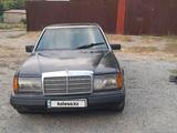 Mercedes-Benz E 220 1993 годаfor1 300 000 тг. в Шымкент