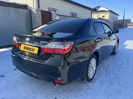 Toyota Camry 2015 года за 11 800 000 тг. в Астана – фото 4