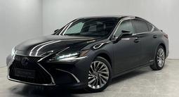 Lexus ES 300h Luxury 2.5 2022 годаүшін21 000 000 тг. в Алматы