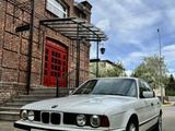 BMW 520 1994 годаүшін2 490 000 тг. в Петропавловск – фото 2