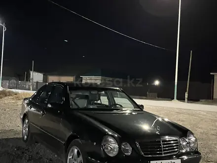 Mercedes-Benz E 320 2001 года за 5 000 000 тг. в Кызылорда – фото 17