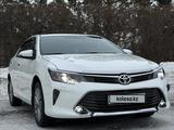 Toyota Camry 2014 года за 11 500 000 тг. в Усть-Каменогорск – фото 3
