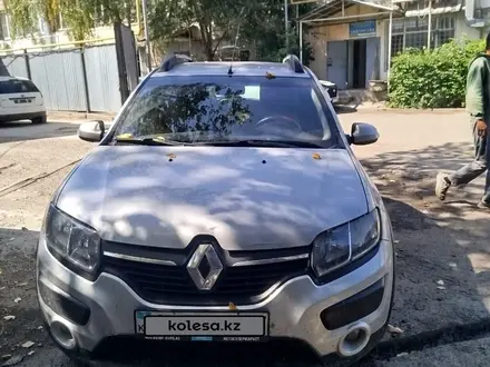 Renault Sandero 2015 года за 3 700 000 тг. в Алматы – фото 2