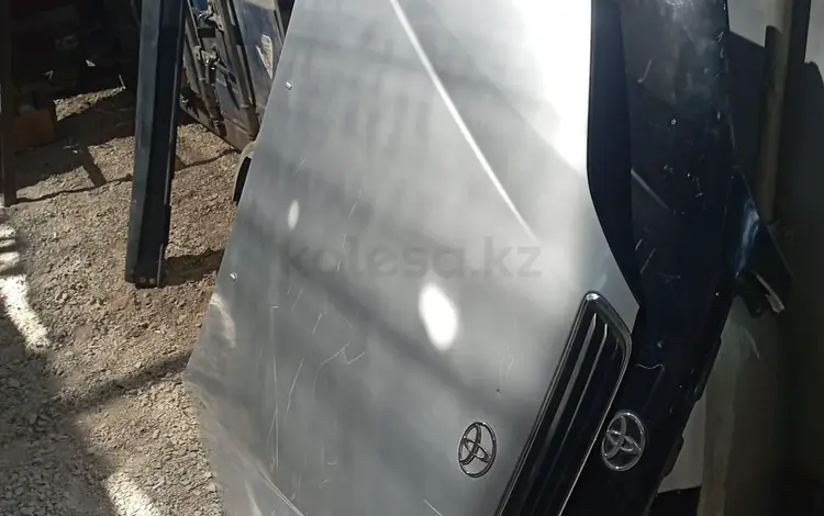 Капот за 65 000 тг. в Алматы