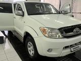 Toyota Hilux 2006 года за 5 500 000 тг. в Атырау