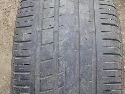 ОДНА шина 235/40 R18 — "Pirelli P Zerro Rosso" (Германия), летняя за 8 000 тг. в Астана