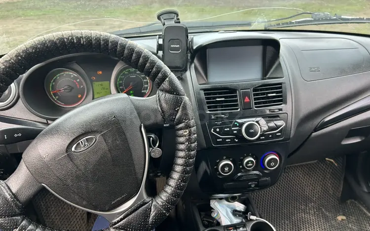 ВАЗ (Lada) Kalina 2192 2014 года за 1 500 000 тг. в Уральск