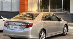 Toyota Camry 2012 годаүшін5 800 000 тг. в Актобе – фото 2