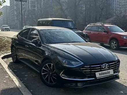 Hyundai Sonata 2019 года за 12 800 000 тг. в Алматы – фото 9