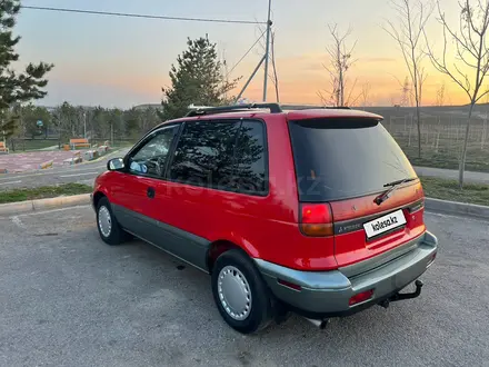 Mitsubishi Space Runner 1995 года за 2 100 000 тг. в Алматы – фото 5