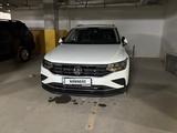 Volkswagen Tiguan 2021 года за 16 500 000 тг. в Астана – фото 4