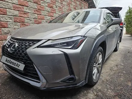 Lexus UX 200 2019 года за 16 500 000 тг. в Алматы – фото 2