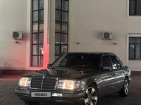 Mercedes-Benz E 220 1989 годаfor2 750 000 тг. в Шымкент