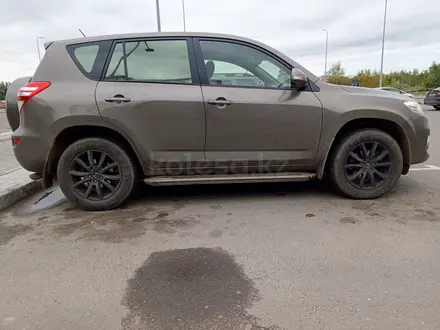 Toyota RAV4 2012 года за 9 200 000 тг. в Астана – фото 2