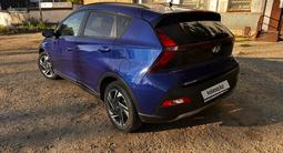 Hyundai Bayon 2023 годаүшін6 500 000 тг. в Риддер – фото 3