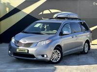 Toyota Sienna 2013 года за 12 800 000 тг. в Атырау