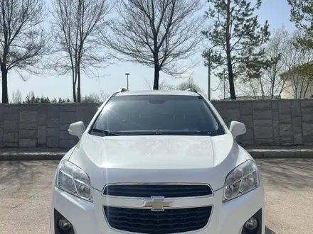 Chevrolet Tracker 2014 года за 5 800 000 тг. в Астана – фото 2