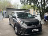 Toyota Sienna 2019 года за 16 500 000 тг. в Алматы
