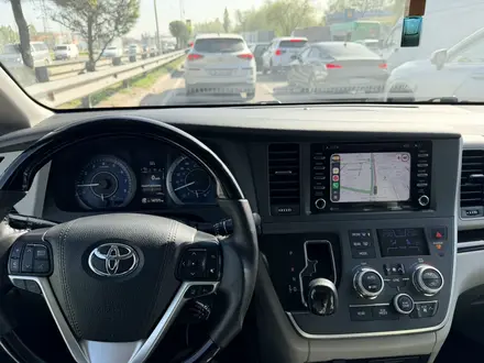 Toyota Sienna 2019 года за 16 500 000 тг. в Алматы – фото 7