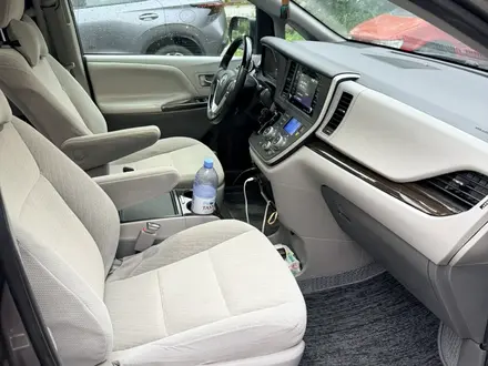 Toyota Sienna 2019 года за 16 500 000 тг. в Алматы – фото 8