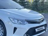 Toyota Camry 2017 года за 9 700 000 тг. в Астана – фото 3