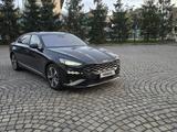Kia K8 2022 года за 18 378 551 тг. в Актобе