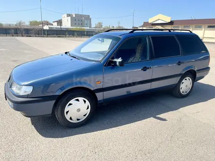 Volkswagen Passat 1995 года за 2 500 000 тг. в Астана – фото 8