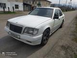 Mercedes-Benz E 230 1986 года за 1 200 000 тг. в Есик