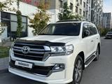 Toyota Land Cruiser 2018 года за 29 900 000 тг. в Алматы – фото 2